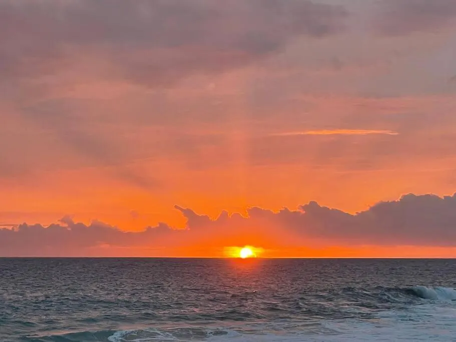 Apartment Amazing Condo Peaks Of Ocean View On Ali'I Dr By Surf Spots Kailua-Kona