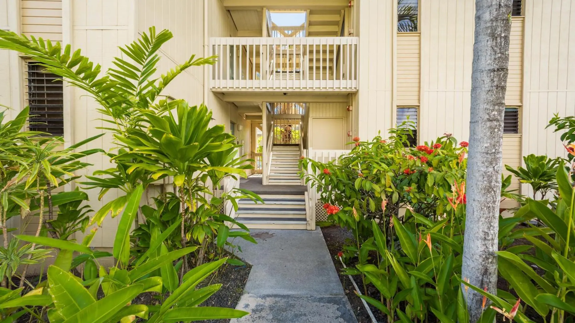 Amazing Condo Peaks Of Ocean View On Ali'I Dr By Surf Spots Kailua-Kona Apartment
