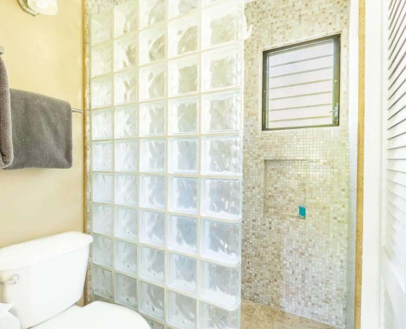 Apartment Amazing Condo Peaks Of Ocean View On Ali'I Dr By Surf Spots Kailua-Kona United States